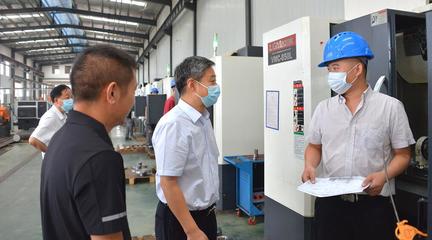 嚴華在邵陽經濟技術開發區企業開展&ldquo;送政策、解難題、優服務&rdquo;行動